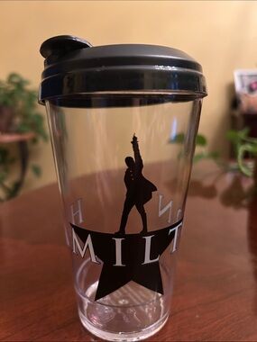 Hamilton Broadway musical 16 ounce souvenir plastic tumbler travel cup with lid